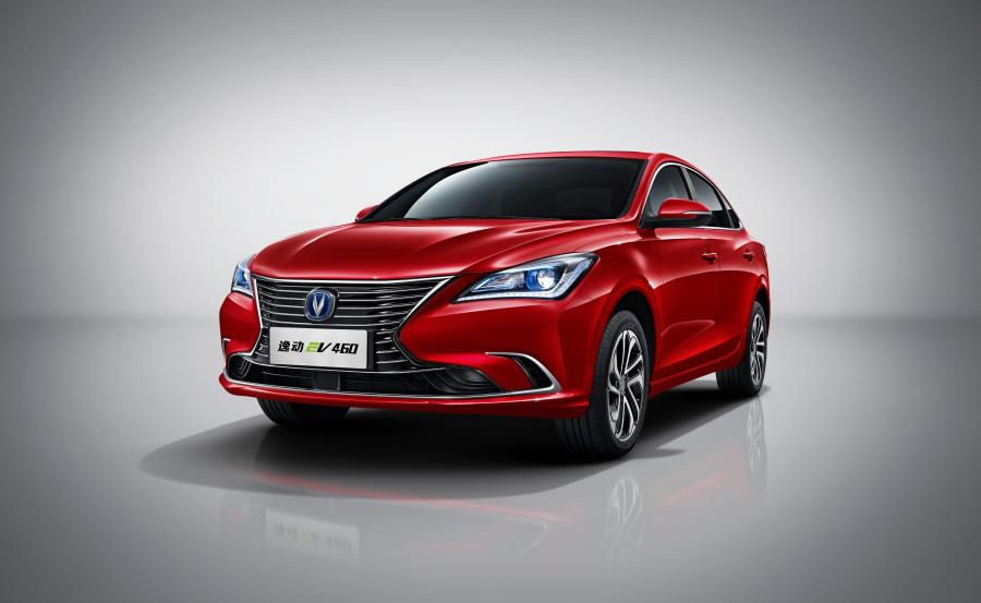  ChangAn Eado EV460 2018 года  (фото 1 из 12)